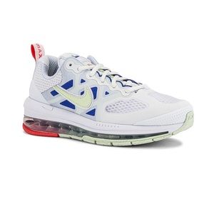 Women’s Nike AirMax Genome Sneaker size 7 A RARE FIND
